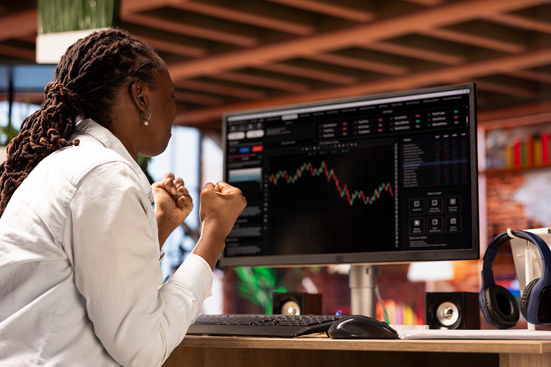 Copy trading concept showing automated strategy mirroring